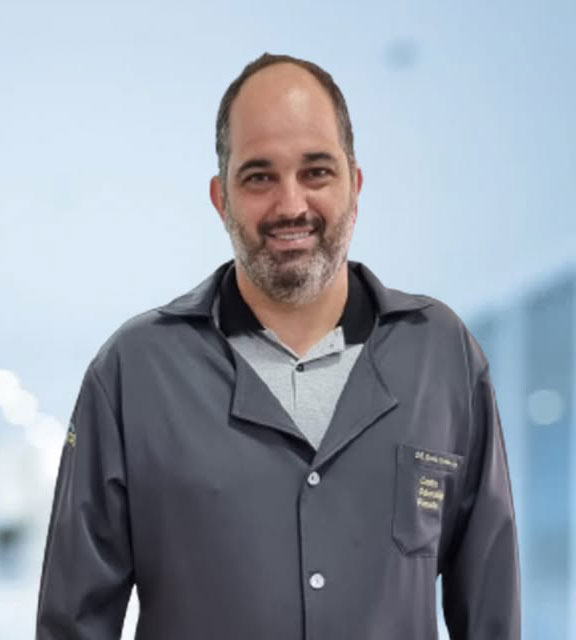 Dr. Ricardo Santos
